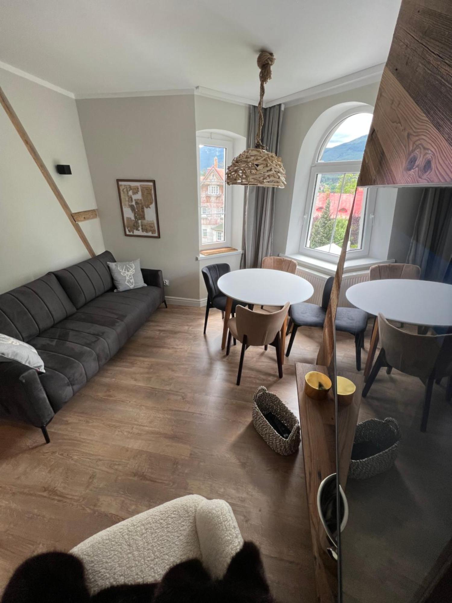 Apartament Villa Nelly ชกลาร์สกา ปอเรมบา ภายนอก รูปภาพ